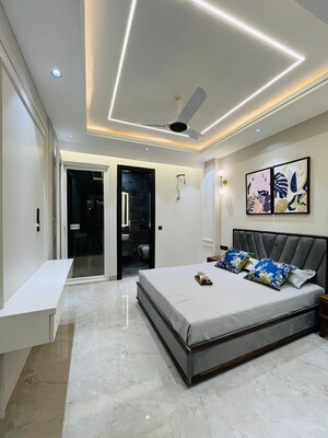 Bedroom in 3 BHK Builder Floor at Mahira Bazaar 63A, Sector 63a – for Sale