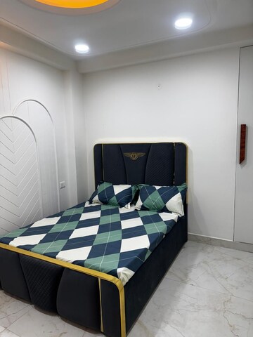 Bedroom in 3 BHK Builder Floor at Mahavir Enclave 1 – for Rent