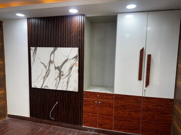 Room in 3 BHK Builder Floor at Mahavir Enclave 1 – for Rent