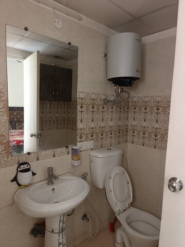 2 BHK Apartment For Rent in Gaur City 7th Avenue, Sector 4 Greater Noida