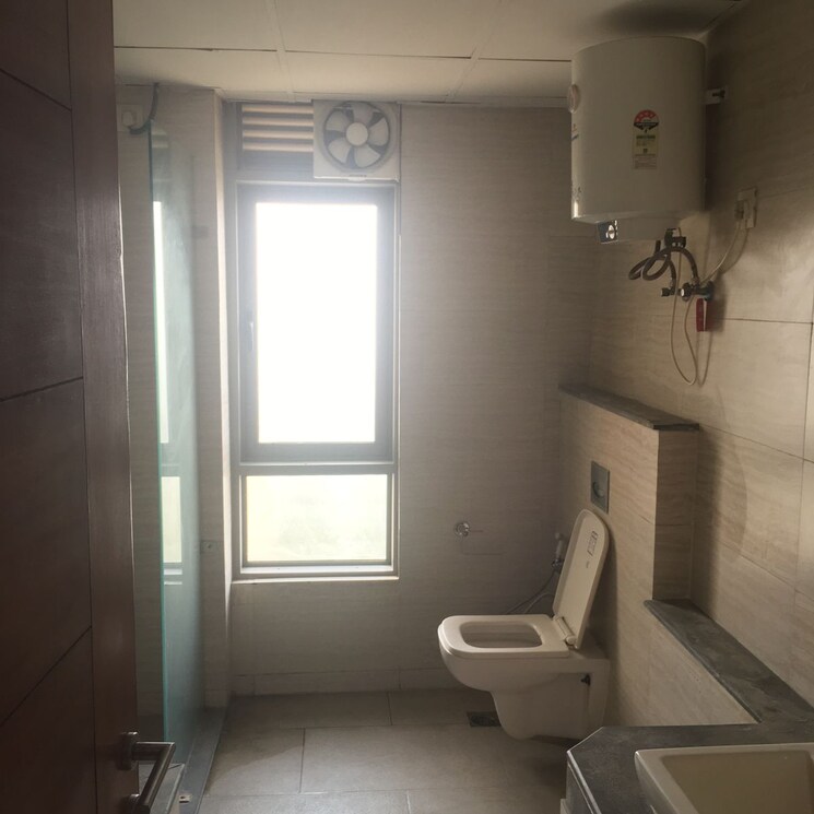 Bathroom, jaypee-greens-kalypso-court 3 Bedroom 2600 Sq.Ft. Apartment In Sector 127 Noida 8916263