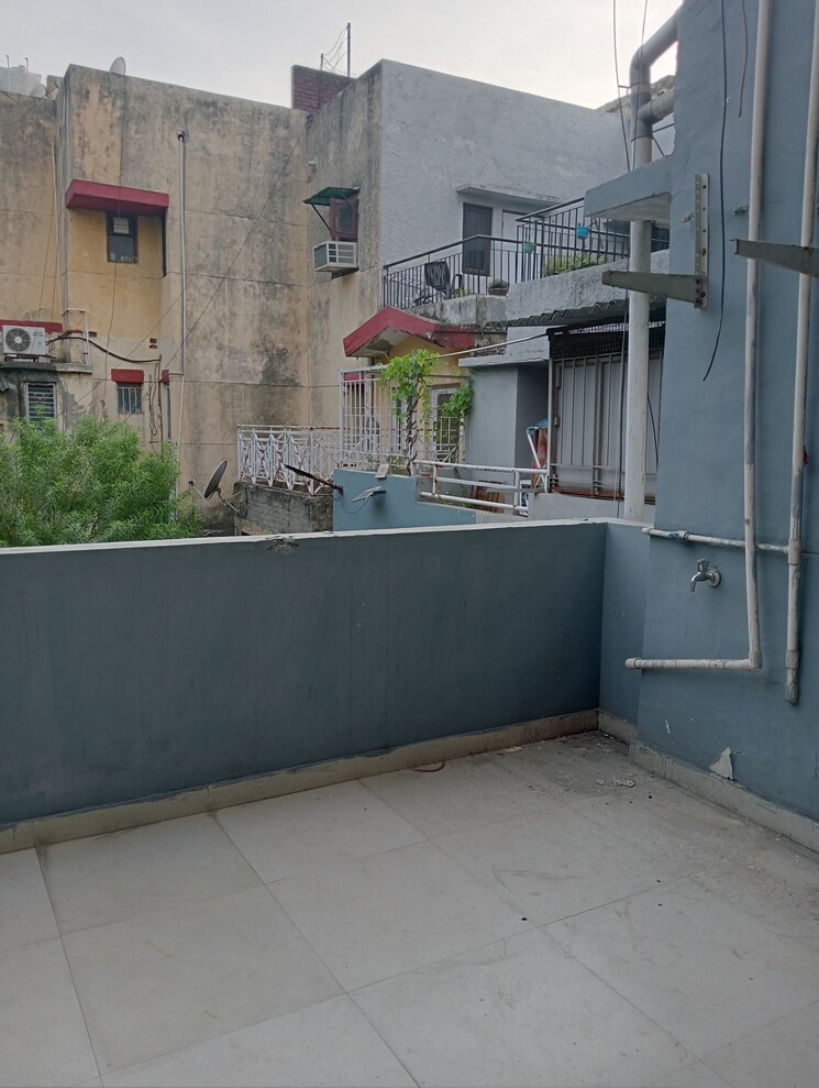 Kitchen, arun-vihar-sector-37 3 Bedroom 1800 Sq.Ft. Apartment In Sector 37 Noida 8916265