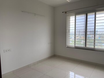 Room in 3 BHK Apartment at Purva Palm Beach, Hennur Road – for Sale
