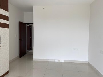 Room in 3 BHK Apartment at Purva Palm Beach, Hennur Road – for Sale