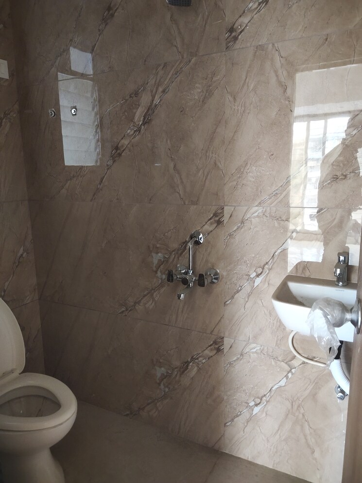 Bathroom, krish-bhakti-niwas 2 Bedroom 680 Sq.Ft. Builder Floor In Ulwe Navi Mumbai 8916289