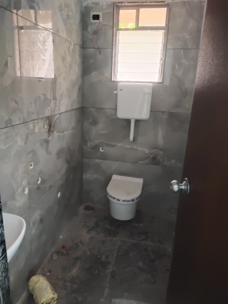 Bathroom, vibrant-homes 1 RK 275 Sq.Ft. Builder Floor In Ulwe Sector 8 Navi Mumbai 8916317
