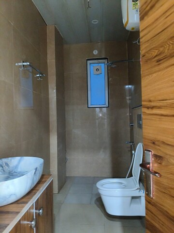 Bathroom in 2.5 BHK Builder Floor at Palam Vihar – for Rent