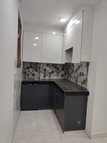 Kitchen in 1 BHK Builder Floor at Mahavir Enclave 1 – for Rent