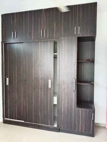 Furnished Amenities in 3 BHK Apartment at Mahagun Mywoods, Sector 16c Greater Noida – for Rent