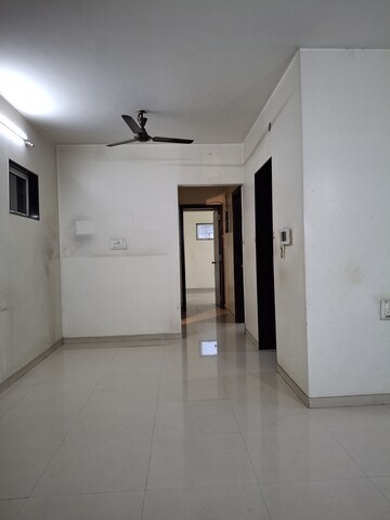 Kitchen in 2 BHK Apartment at Lokhandwala Spring Grove, Kandivali East – for Rent