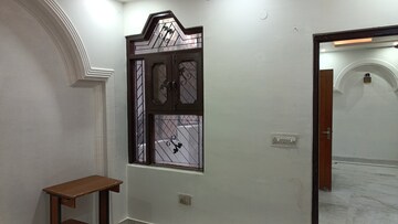 Room in 2 BHK Builder Floor at Vaishali Sector 4 – for Rent