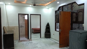 Living Room in 2 BHK Builder Floor at Vaishali Sector 4 – for Rent