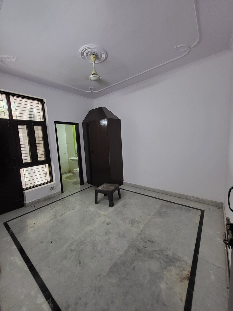 undefined, srishti-greenfield-homes 3 Bedroom 290 Sq.Yd. Builder Floor In Green Fields Colony Faridabad 8916366