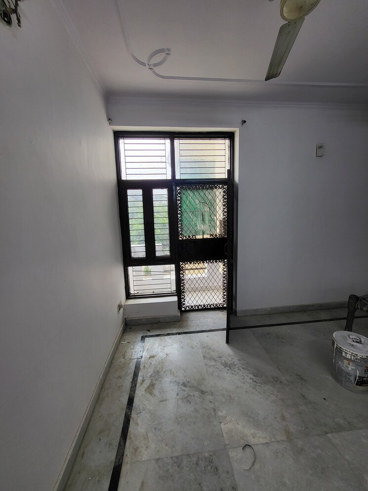 Room, srishti-greenfield-homes 3 Bedroom 290 Sq.Yd. Builder Floor In Green Fields Colony Faridabad 8916366