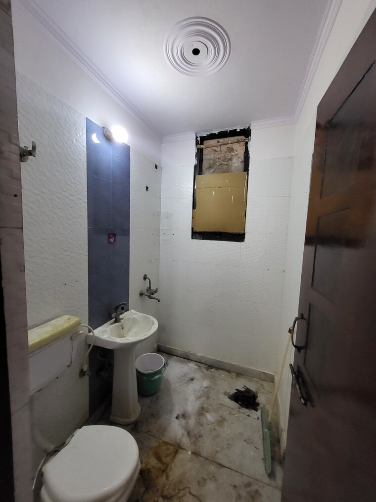 Master Bedroom, srishti-greenfield-homes 3 Bedroom 290 Sq.Yd. Builder Floor In Green Fields Colony Faridabad 8916366