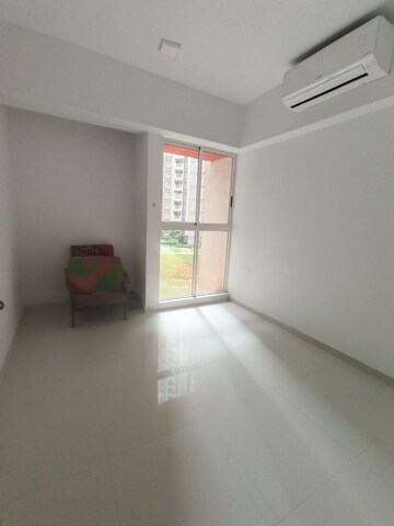 Room in 2 BHK Apartment at Lodha Codename Premier, Dombivli East – for Rent