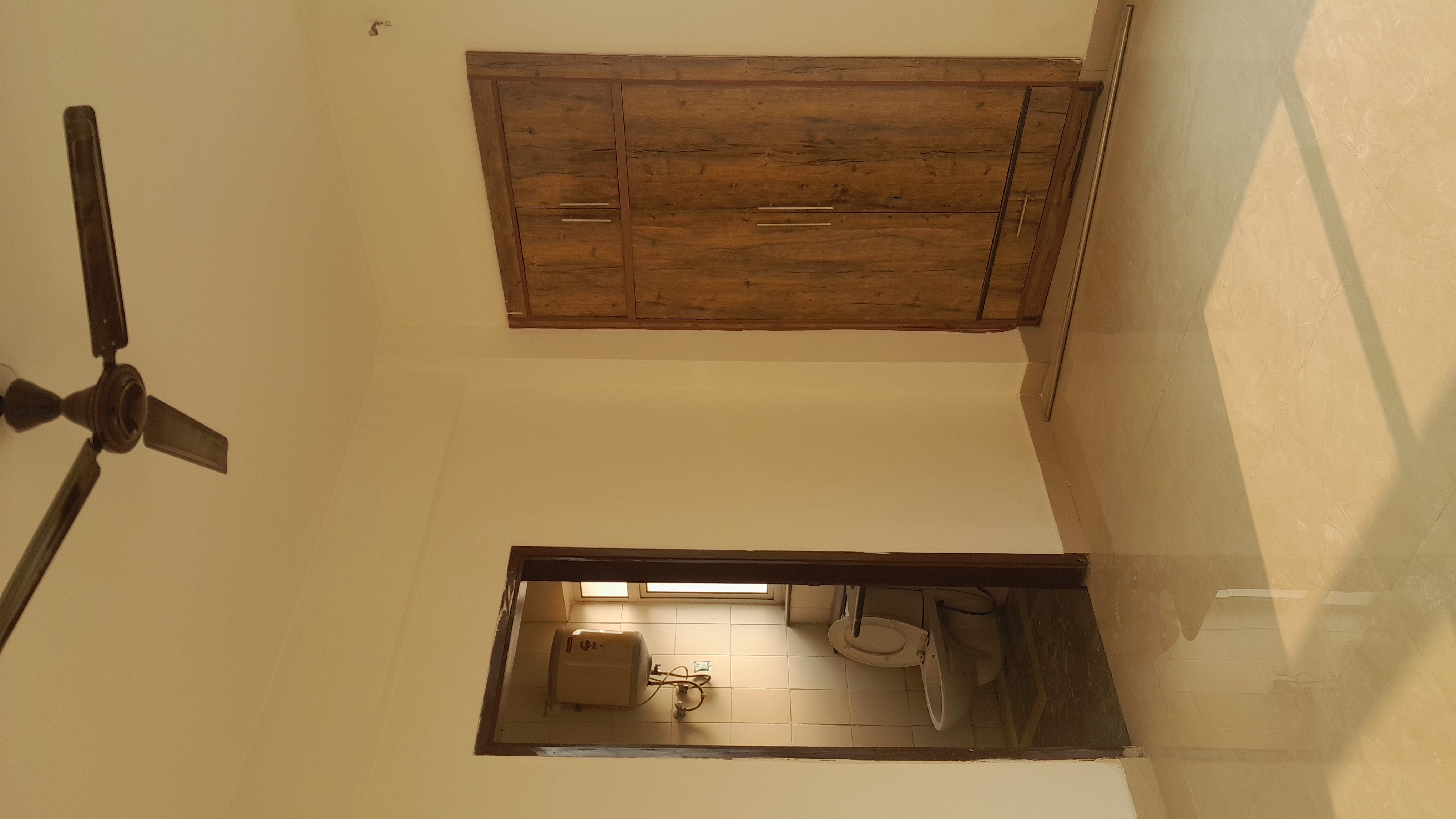 3 BHK + Pooja Room,Servant Room,Study Room Apartment For Rent in Unitech Escape