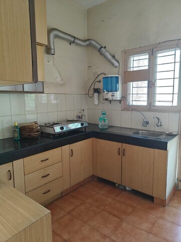 Kitchen in 2 BHK Builder Floor at Unitech South City II, Sector 50 – for Rent