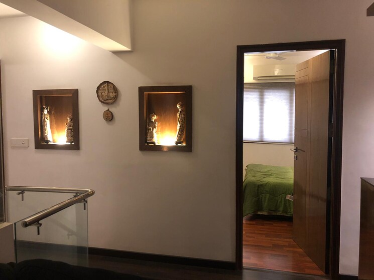 Room, embassy-habitat 3 Bedroom 1828 Sq.Ft. Apartment In Palace Road Bangalore 8916363