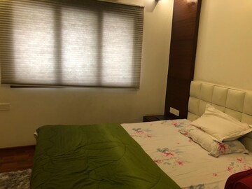 Bedroom in 3 BHK Apartment at Embassy Habitat, Palace Road – for Sale