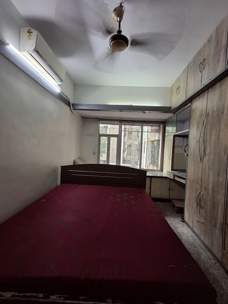 Room, hdil-dheeraj-upvan-1 1 Bedroom 650 Sq.Ft. Apartment In Borivali East Mumbai 8916375