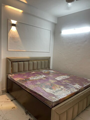 Bedroom in 1 BHK Builder Floor at Saket – for Rent