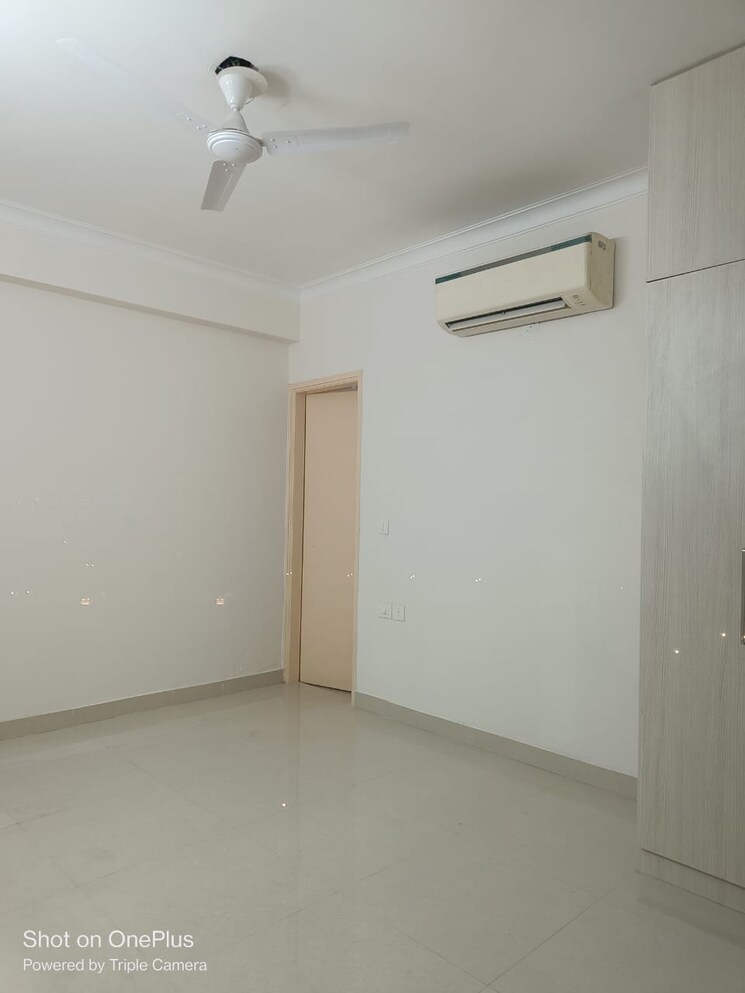 Room, pareena-express-heights 3 Bedroom 1865 Sq.Ft. Apartment In Sector 99 Gurgaon 8916385