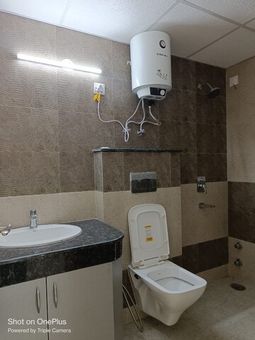 Bathroom in 3 BHK Apartment at Pareena Express Heights, Sector 99 – for Rent