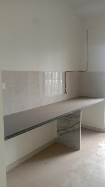 Kitchen in 2 BHK Apartment at Kalpataru Paramount, Kapur Bawdi – for Sale