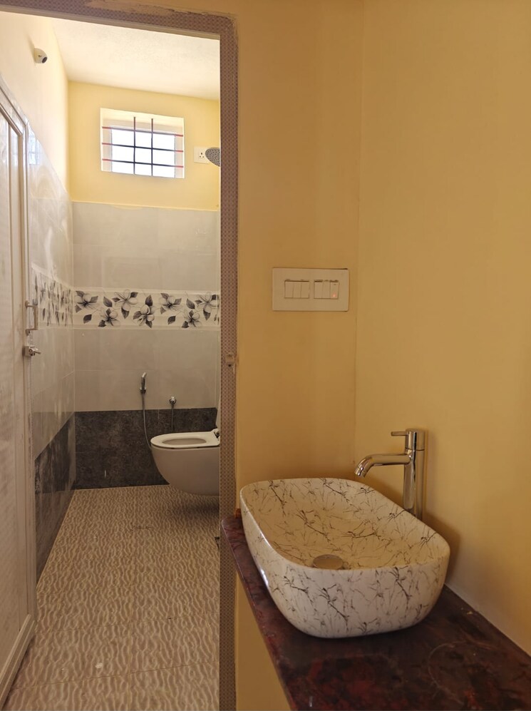 Bathroom, bathlapalli 2 Bedroom 1000 Sq.Ft. Independent House In Bathlapalli Hosur 8916405