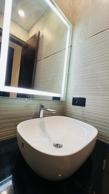 Bathroom in 3 BHK Builder Floor at Mahira Bazaar 63A, Sector 63a – for Sale
