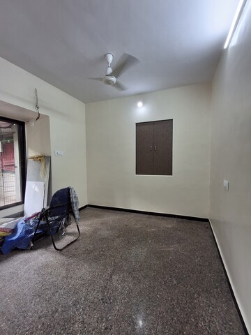 Furnished Amenities in 1 BHK Apartment at HDIL Dheeraj Upvan 1, Borivali East – for Rent