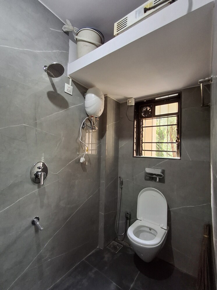 Bathroom, hdil-dheeraj-upvan-1 1 Bedroom 650 Sq.Ft. Apartment In Borivali East Mumbai 8916435