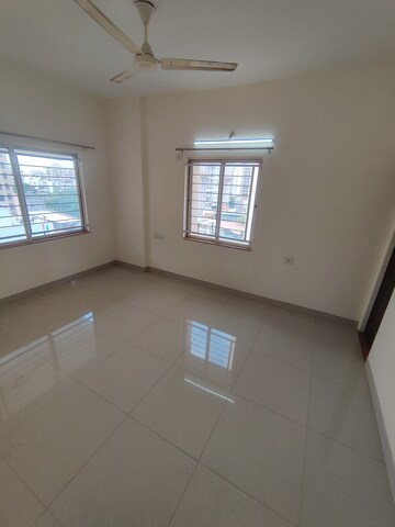 Room in 2 BHK Apartment at Karan Rhea, Wadegaon – for Rent