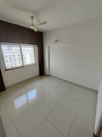 2 BHK Apartment For Rent in Karan Rhea, Wadegaon