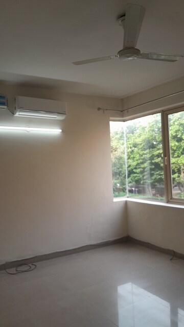 Balcony in 3 BHK Builder Floor at Unitech Woodstock Floors, Sector 50 – for Rent