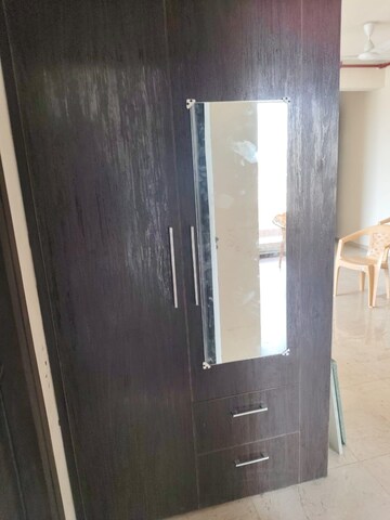 Furnished Amenities in 2 BHK Apartment at BPTP Discovery Park, Sector 80 – for Rent