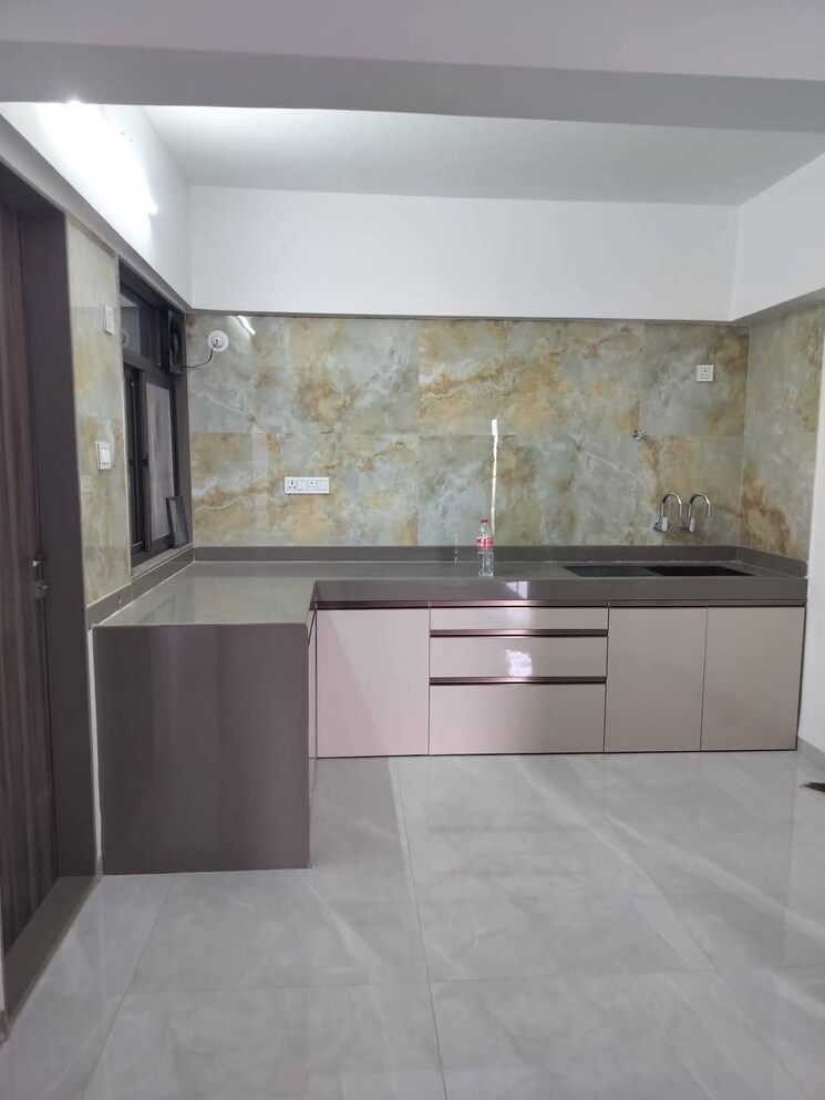 Kitchen, oxy-beaumonde 3 Bedroom 1189 Sq.Ft. Apartment In Viman Nagar Pune 8916502