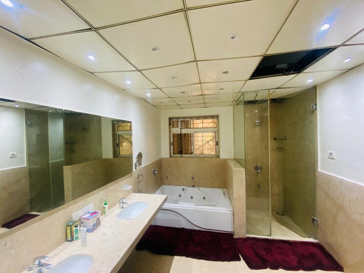 Bathroom, boat club road 4 Bedroom 4300 Sq.Ft. Apartment In Boat Club Road Pune 8916483