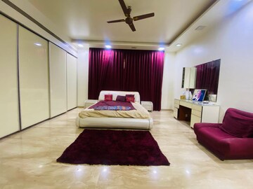 Bedroom in 4 BHK Apartment at Boat Club Road – for Sale