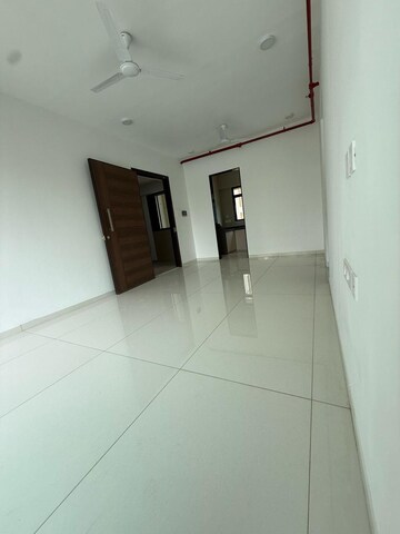 2 BHK Apartment For Sale in Arkade Aura, Santacruz West