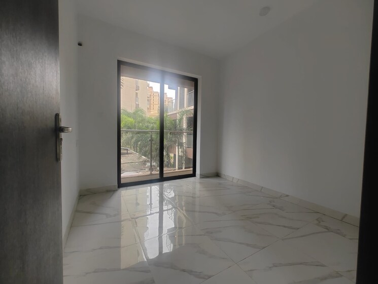 Room, risland-the-icon 2 Bedroom 636 Sq.Ft. Apartment In Dhokali Thane 8916508