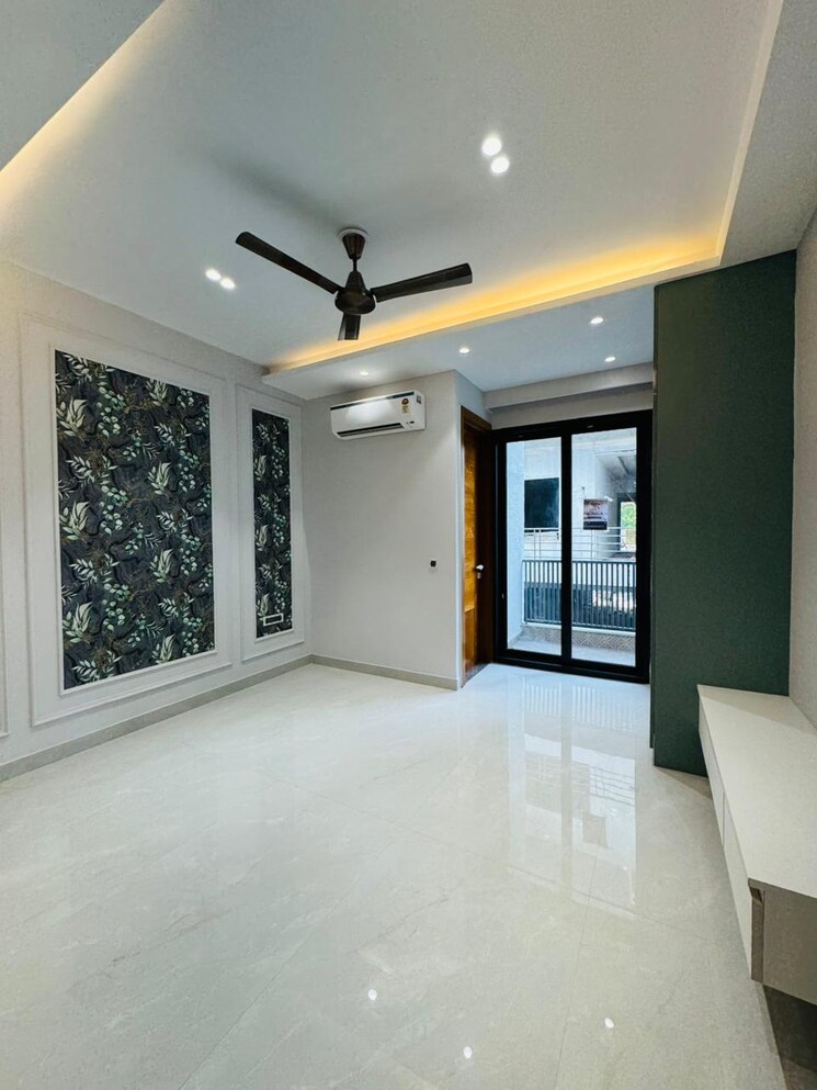 Room, ansal-api-esencia 4 Bedroom 300 Sq.Yd. Builder Floor In Sector 67 Gurgaon 8916610