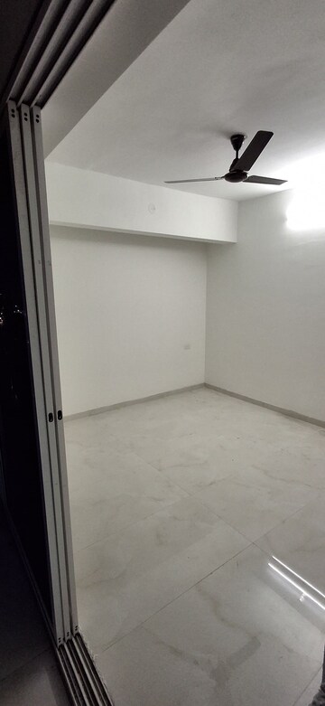 Room in 2.5 BHK Apartment at Somani Dream Home, Punawale – for Rent