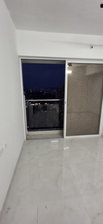 Furnished Amenities in 2.5 BHK Apartment at Somani Dream Home, Punawale – for Rent