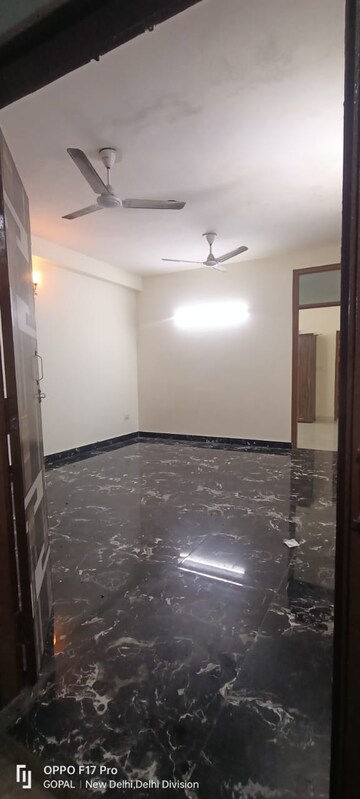 Room in 1 BHK Builder Floor at Chattarpur – for Rent