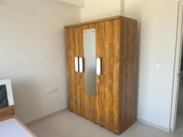 Room in 3 BHK Apartment at Shela – for Rent