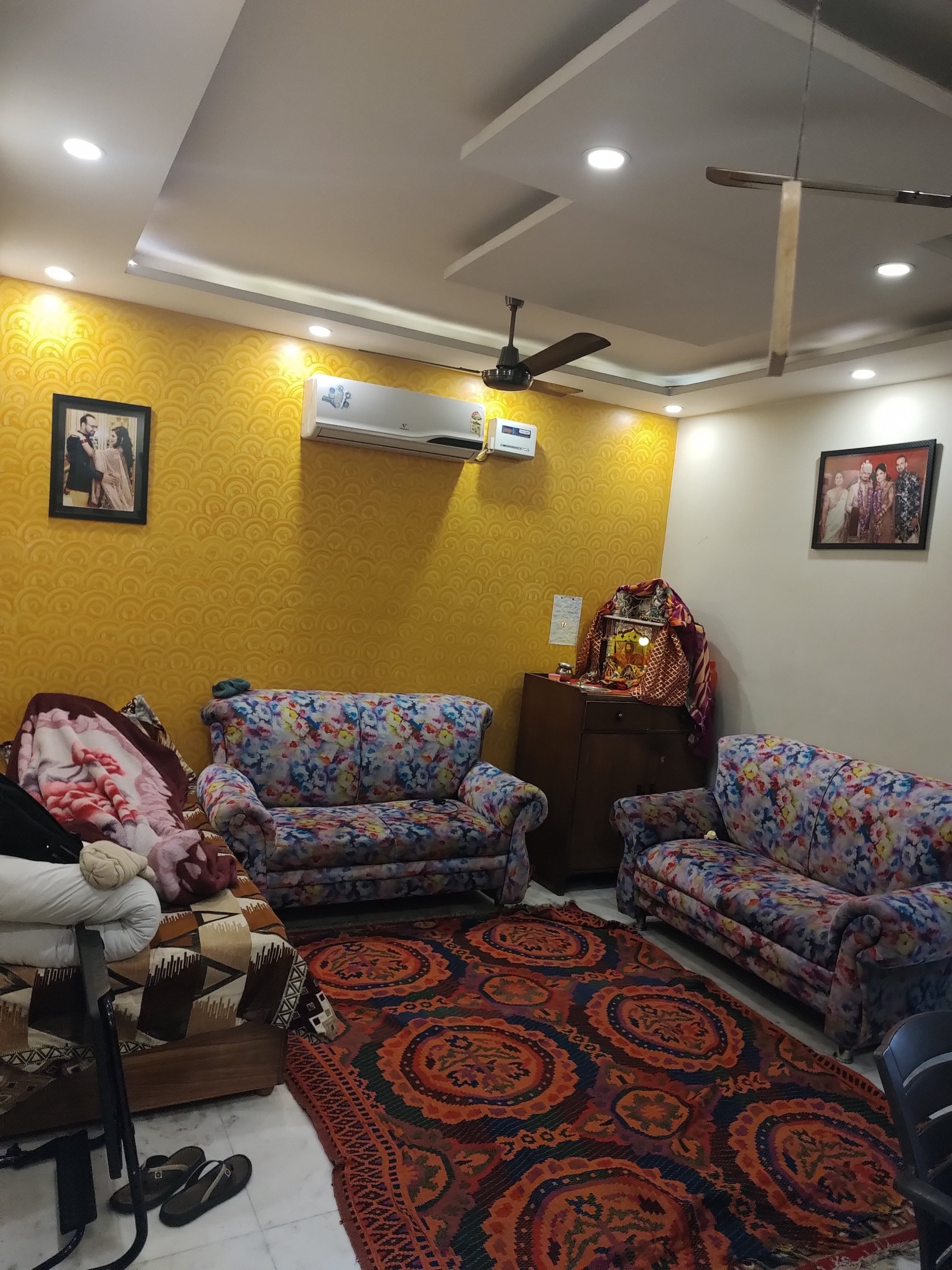 2 BHK + Pooja Room Apartment For Rent in Madhur Apartment