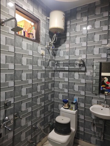 2 BHK Apartment – Exterior View View at Madhur Apartment, Paschim Vihar - for Rent