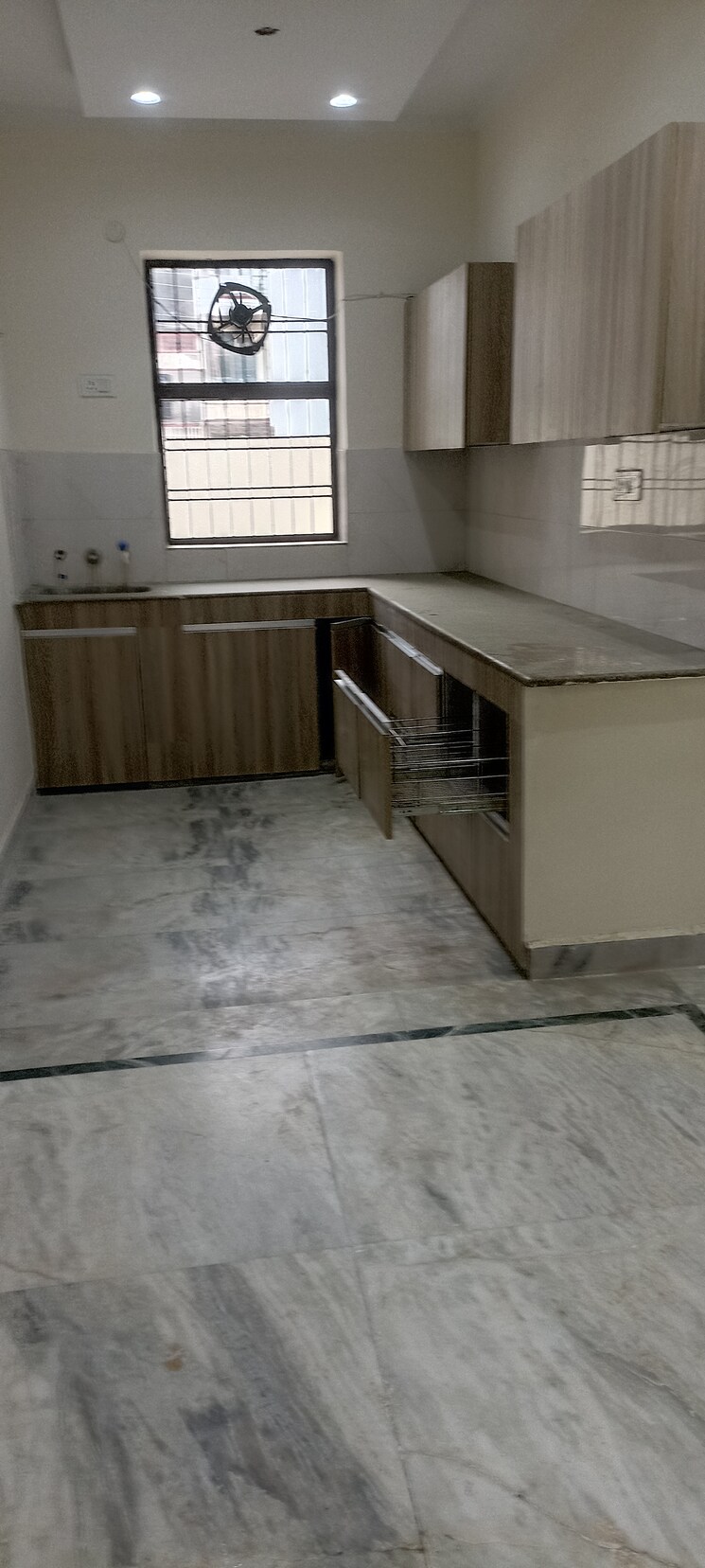 Kitchen, green fields colony 3 Bedroom 1400 Sq.Ft. Builder Floor In Green Fields Colony Faridabad 8916653
